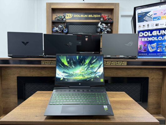 HP Pavilion Gaming 15-DK1009NT Intel Core i5 10300H 8GB 128GB SSD+500GB HDD GTX1650Ti 15.6" FHD 1U5S8EA (İKİNCİ EL)