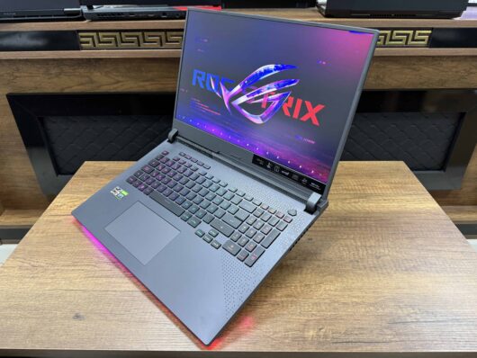 Asus ROG Strix G17 G713RS-KH005 AMD Ryzen 9 6900HX 32GB 1TB SSD RTX3080 17.3" FHD 165Hz (İKİNCİ EL) - Görsel 4