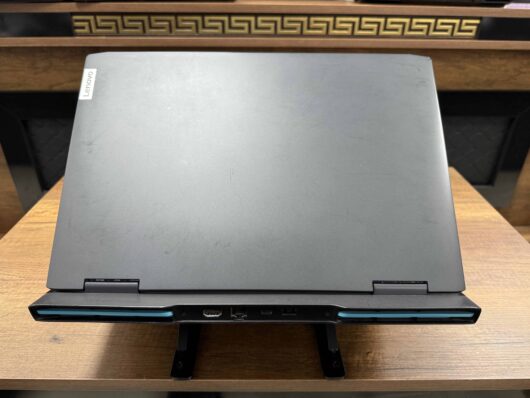 Lenovo IdeaPad Gaming 3 15IAH7 Intel Core i5 12450H 16GB 512GB SSD RTX3060 W11 15.6" FHD 120Hz 82S90120TX (İKİNCİ EL) - Görsel 3