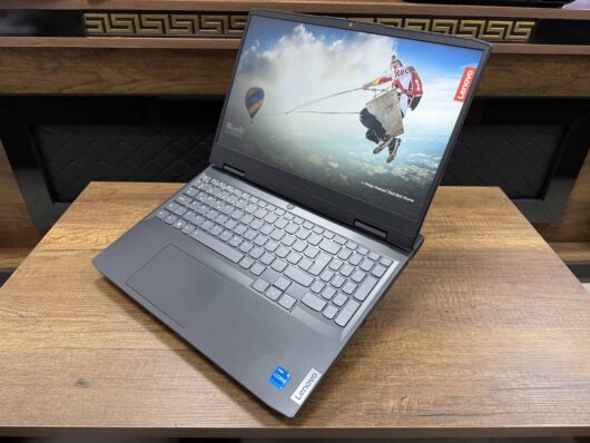 Lenovo IdeaPad Gaming 3 15IAH7 Intel Core i5 12450H 16GB 512GB SSD RTX3060 W11 15.6" FHD 120Hz 82S90120TX (İKİNCİ EL) - Görsel 4