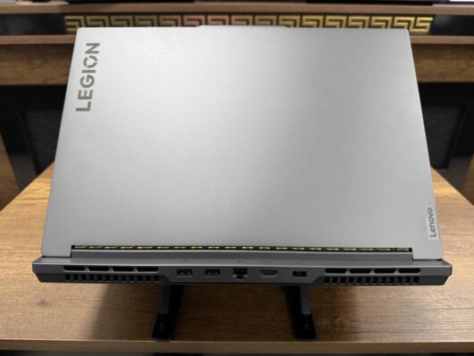 Lenovo Legion Slim 5 16IRH8 Intel Core i7 13620H 16GB RAM 1TB SSD RTX4060 W11 16" WQXGA 240Hz 82YA00ENTX (İKİNCİ EL) - Görsel 3