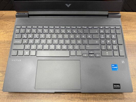 HP Victus 15-FA0011NT Intel Core i5 12450H 16GB RAM 512GB SSD RTX3050 15.6" FHD 144Hz 80D33EA (İKİNCİ EL) - Görsel 2