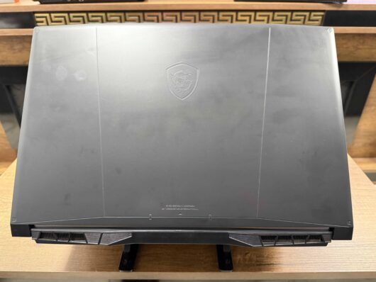 MSI Katana 17 B12VEK-403TR Intel Core i7 12650H 16GB RAM 1TB SSD W11 RTX4060 17.3" FHD 144Hz (İKİNCİ EL) - Görsel 3