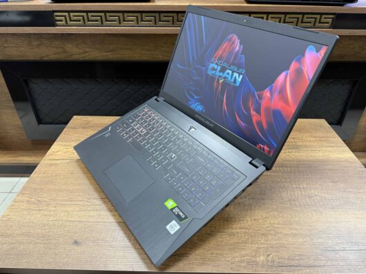 Casper Excalibur G780.1030-8DJ0F Intel Core i5 10300H 8GB RAM 240GB SSD GTX1650Ti 17.3" FHD 144Hz (İKİNCİ EL) - Görsel 4