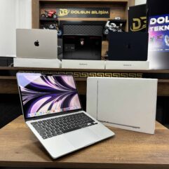 Apple MacBook Air M2 Çip 8GB 256GB SSD macOS 13.6" Gümüş MLXY3TU/A (İKİNCİ EL)
