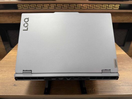 Lenovo LOQ 15ARP9 AMD Ryzen 7 7435HS 16GB RAM 512GB SSD RTX4060 W11 15.6" FHD 144Hz 83JC0011TR (İKİNCİ EL) - Görsel 3