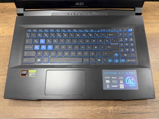 MSI Katana A17 AI B8VG-862XTR AMD Ryzen 9 8945HS 32GB RAM 1TB SSD RTX4070 17.3" FHD  144Hz (İKİNCİ EL) - Görsel 2