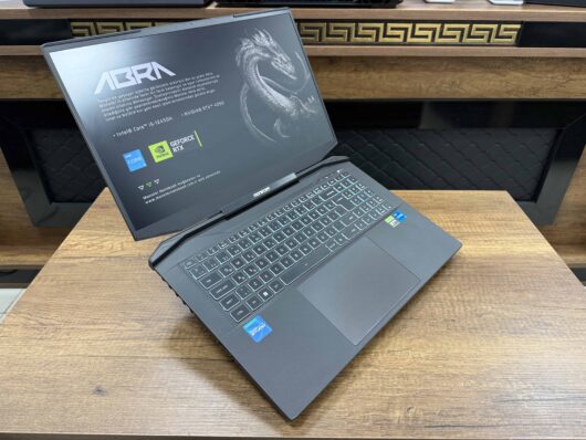 Monster Abra A7 V14.5.4 Intel Core i5 13500H 16GB RAM 1TB SSD RTX4050 17.3" FHD 144Hz (İKİNCİ EL) - Görsel 4