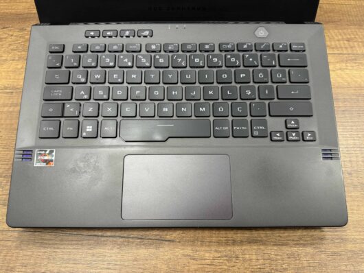 Asus ROG Zephyrus G14 GA401QC-BM206 AMD Ryzen 7 5800HS 24GB RAM 1TB SSD RTX3050 14" FHD (İKİNCİ EL) - Görsel 3