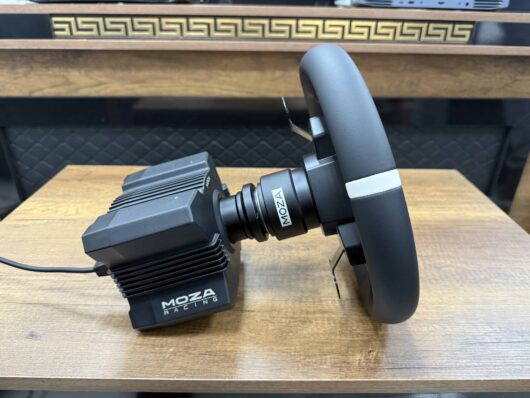Moza Racing R5 Direct Drive Yarış Direksiyonu Seti (PC) (İKİNCİ EL) - Görsel 4
