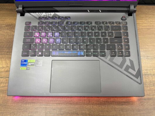 Asus ROG Strix G16 G614JV-N3157W Intel Core i7 13650HX 16GB RAM 512GB SSD RTX4060 W11 16" 165Hz WUXGA (İKİNCİ EL) - Görsel 2