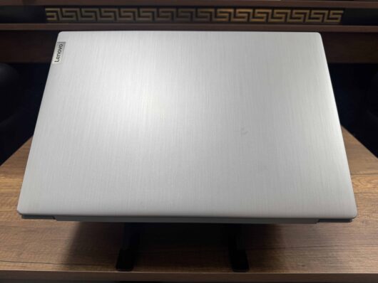 Lenovo IdeaPad 3 15IGL05 Intel Pentium Silver N5030 8GB RAM 256GB SSD W10 15.6” FHD 81WQ00Q9TX (İKİNCİ EL) - Görsel 3