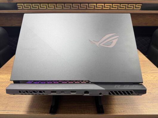 Asus ROG Strix G15 G513IC-HN037W AMD Ryzen 7 4800H 16GB RAM 512GB SSD W10 RTX3050 15.6” FHD 144Hz (İKİNCİ EL) - Görsel 3