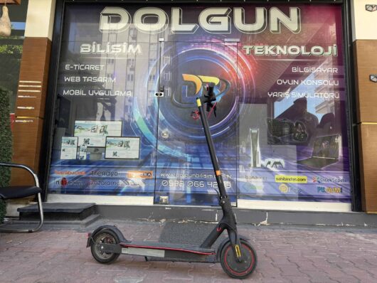 Xiaomi Mi Pro 2 Elektrikli Scooter (İKİNCİ EL) - Görsel 3