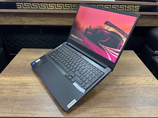 Lenovo IdeaPad Gaming 3 82K100CQTX  Intel Core i5 11300H 16GB RAM 500GB SSD W10 RTX 3050 Ti 15.6” FHD 165Hz (İKİNCİ EL) - Görsel 4