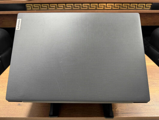 Lenovo IdeaPad 3 15ADA05 AMD 3020e 4GB RAM 128GB SSD 15.6” HD 81W100S3TX (İKİNCİ EL) - Görsel 3
