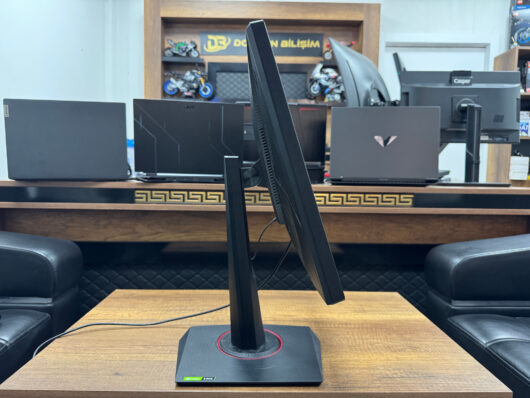 Asus VG248QG 24” Full HD 165Hz 0.5ms Pivot Oyuncu Monitörü (İKİNCİ EL) - Görsel 4