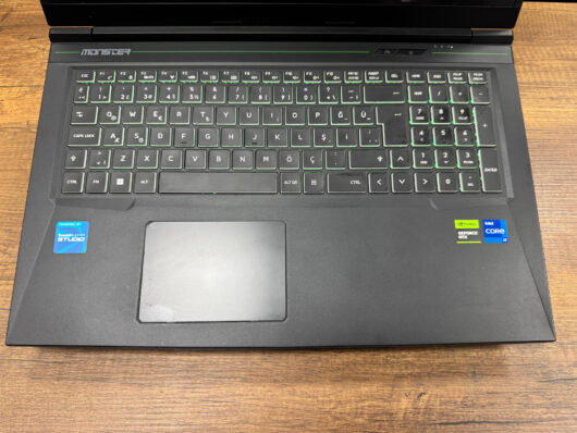 Monster Tulpar T7 V20.8.2 Intel Core i7 12700H 32GB RAM 1TB SSD RTX4060 17.3” FHD 144Hz (İKİNCİ EL) - Görsel 2