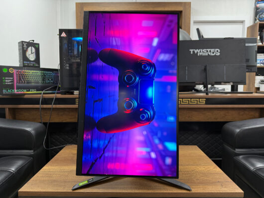 LG UltraGear 27GR75Q-B 27” 1ms 2K QHD Pivot IPS 165Hz Oyuncu Monitörü (İKİNCİ EL) - Görsel 3