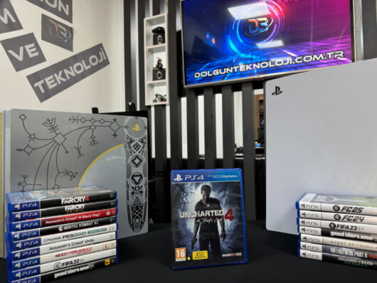 Uncharted 4 Ps4 - Ps5 Oyun CD’si (İKİNCİ EL)
