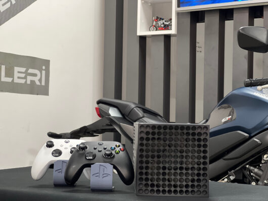 Microsoft Xbox Series X 1 TB SSD Siyah Beyaz Çift Kol Kutusuz (İKİNCİ EL) - Görsel 3