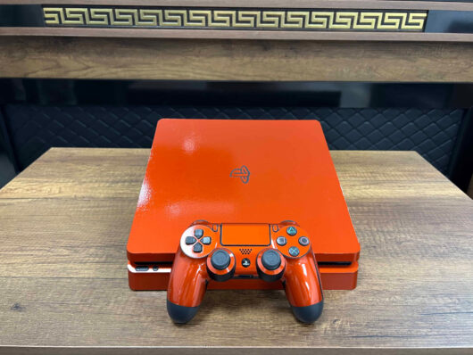 ÖZEL SERİ PlayStation 4 Slim Turuncu 500 GB Tek Kol | (İKİNCİ EL) - Görsel 2