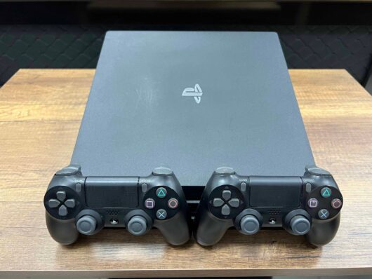 PlayStation 4 Pro 1 TB Çift Kol (İKİNCİ EL) - Görsel 4