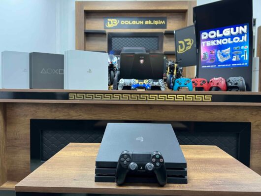 PlayStation 4 Pro 1 TB Tek Kol (İKİNCİ EL)
