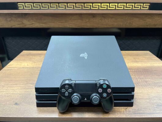 PlayStation 4 Pro 1 TB Tek Kol (İKİNCİ EL) - Görsel 2