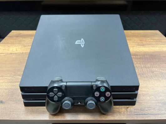 PlayStation 4 Pro 1 TB Tek Kol (İKİNCİ EL) - Görsel 3