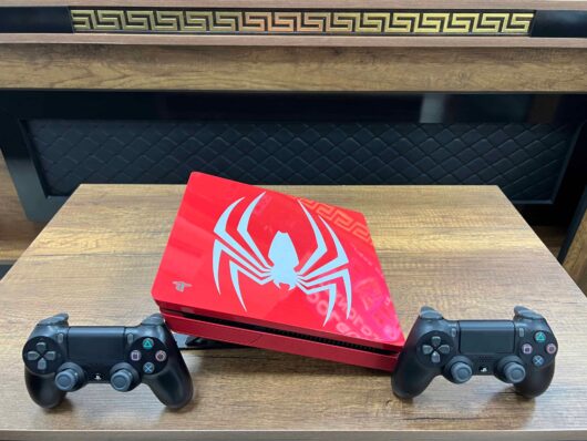 PlayStation 4 Slim Spider-Man Edition 500 GB Çift Kol (İKİNCİ EL) - Görsel 5