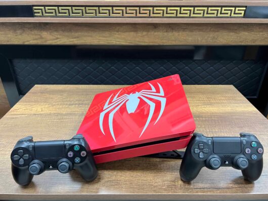 PlayStation 4 Slim Spider-Man Edition 500 GB Çift Kol (İKİNCİ EL) - Görsel 9