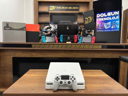 PlayStation 4 Slim Beyaz 1 TB Tek Kol (İKİNCİ EL)
