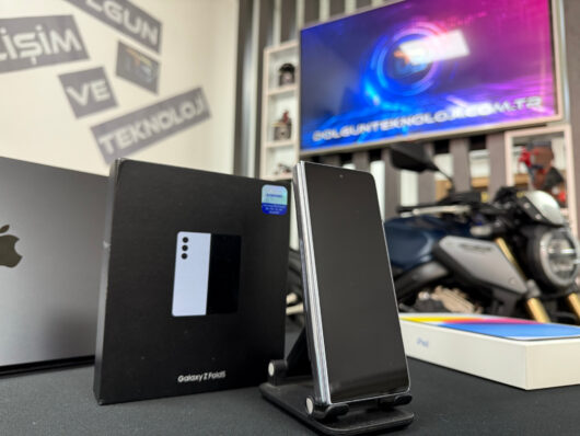 Samsung Galaxy Z Fold 5 12/512 GB (İKİNCİ EL) - Görsel 4