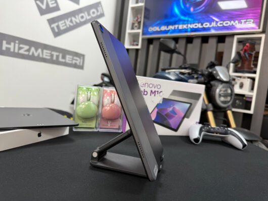Lenovo Tab M10 10.1 Tablet (İKİNCİ EL) - Görsel 3