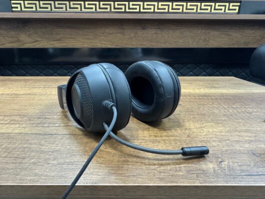 Razer Kraken X Lite RZ04-02950100-R381 7.1 Kablolu Kulak Üstü Oyuncu Kulaklığı (İKİNCİ EL) - Görsel 4