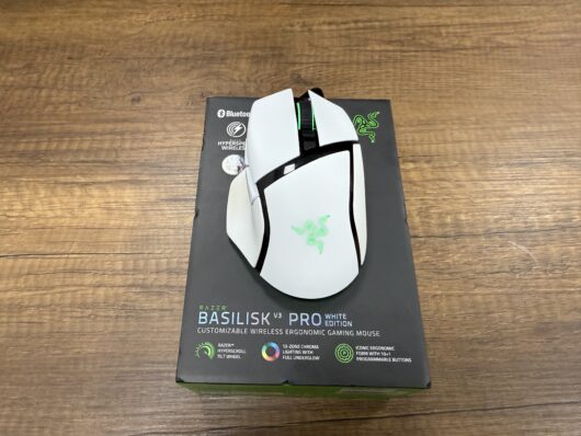 Razer Basilisk V3 Pro RZ01-04620200-R3G1 Beyaz RGB Optik Kablolu/Kablosuz Oyuncu Mouse (İKİNCİ EL) - Görsel 5
