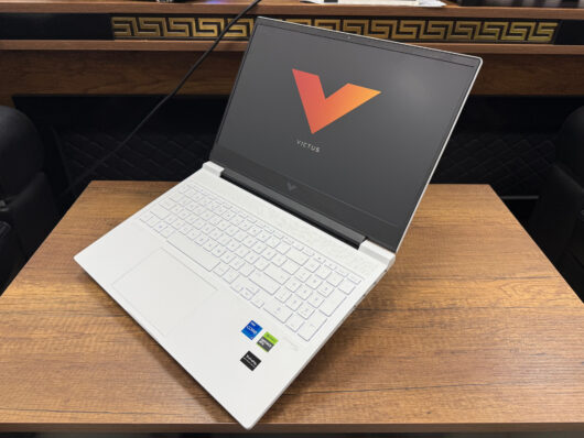 HP Victus 16-R1066NT Intel Core i7 14700HX 16GB RAM 1TB SSD RTX4060 16.1” FHD 144Hz 9J268EA (İKİNCİ EL) - Görsel 4