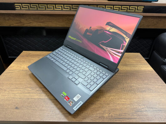 Lenovo IdeaPad Gaming 3 15ARH7 AMD Ryzen 5 6600H 16GB 512GB SSD RTX3050 W11 15.6” FHD 120Hz 82SB00UETR (İKİNCİ EL) - Görsel 4