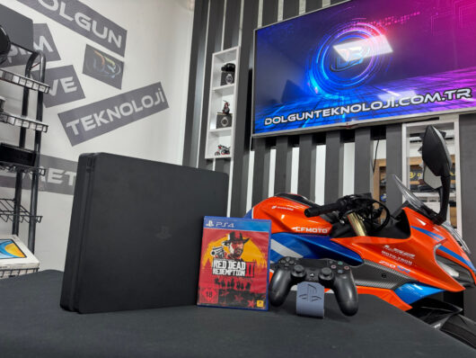 PlayStation 4 Slim 1 TB Tek Kol + Red Dead Redemption 2 (RDR 2) Oyun CD’si (İKİNCİ EL)