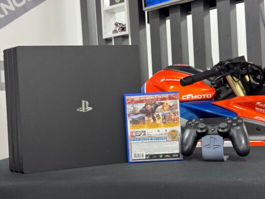 PlayStation 4 Pro 1TB Tek Kol + Just Cause 3 Oyun CD’si (İKİNCİ EL) - Görsel 5