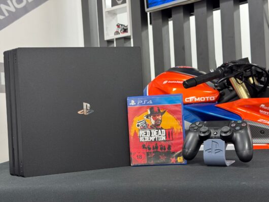 PlayStation 4 Pro 1TB Tek Kol + Red Dead Redemption 2 (RDR 2) Oyun CD’si (İKİNCİ EL) - Görsel 2