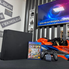 PlayStation 4 Slim 500GB Tek Kol + Grand Theft Auto 5 (GTA 5) Oyun CD’si (İKİNCİ EL)
