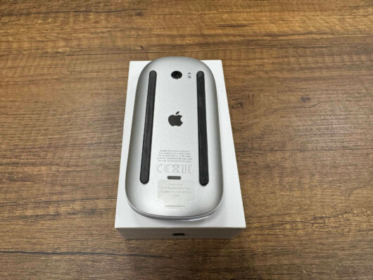 Apple Magic Mouse Beyaz MK2E3TU/A (İKİNCİ EL) - Görsel 3