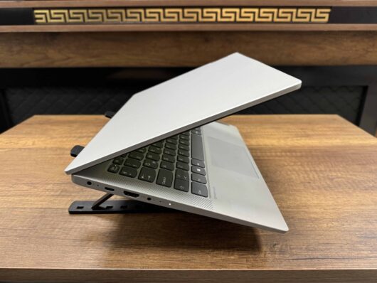 Lenovo Ideapad 5 14ALC05 AMD Ryzen 5 5500U 8GB 512GB SSD 14" FHD W10 82LM006DTX (İKİNCİ EL) - Görsel 6