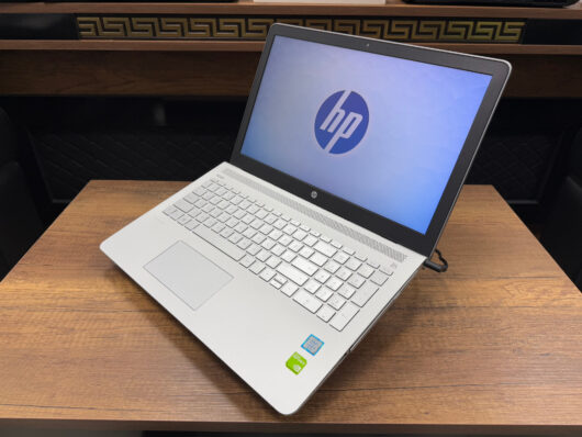 HP Pavilion 15-CC009NT Intel Core i5 7200U 8GB RAM 240GB SSD 940MX 15.6” FHD 2CL81EA (İKİNCİ EL) - Görsel 4
