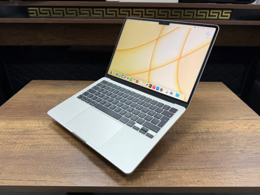 Apple MacBook Air M2 16GB RAM 256GB SSD 13.6” Yıldız Işığı MC7W4TU/A (İKİNCİ EL) - Görsel 4