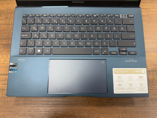 Asus ZenBook 14 UX3402VA-KP659W Intel Core i5 13500H 8GB 512GB SSD W11 Iris Xe 14” WQXGA (İKİNCİ EL) - Görsel 2