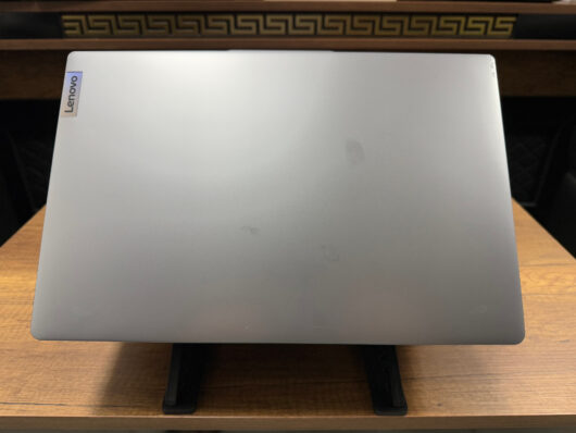 Lenovo IdeaPad Slim 3 15IAH8 Intel Core i5 12450H 16GB RAM 512GB SSD W11 15.6” FHD 83ER00FWTR (İKİNCİ EL) - Görsel 3