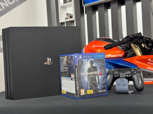 PlayStation 4 Pro 1TB Tek Kol + Uncharted 4 Oyun CD’si (İKİNCİ EL) - Görsel 4